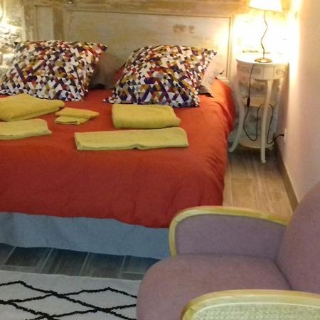 Yvetot-Bocage Le Vitrail Chambre Equipee Sans Service Repas المظهر الخارجي الصورة
